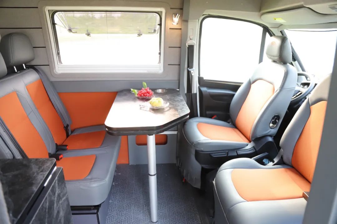 每一次的停泊都是家——宇通B530B型房車