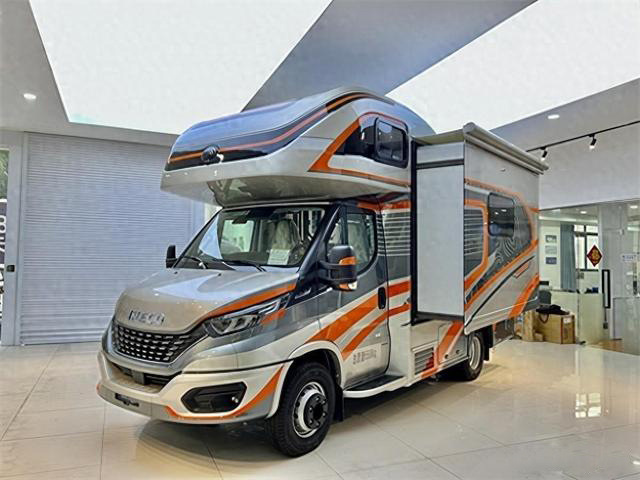 宇通“雍和”系列房車 濃郁國風(fēng)氣息 高端品質(zhì)體驗
