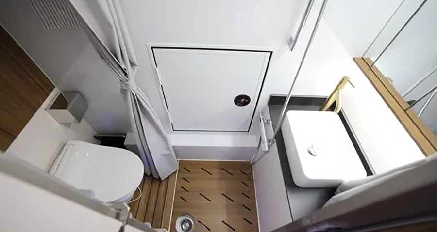 長(zhǎng)途硬核越野房車，分時(shí)四驅(qū)帶3把鎖，宇通威邁E厲害了！