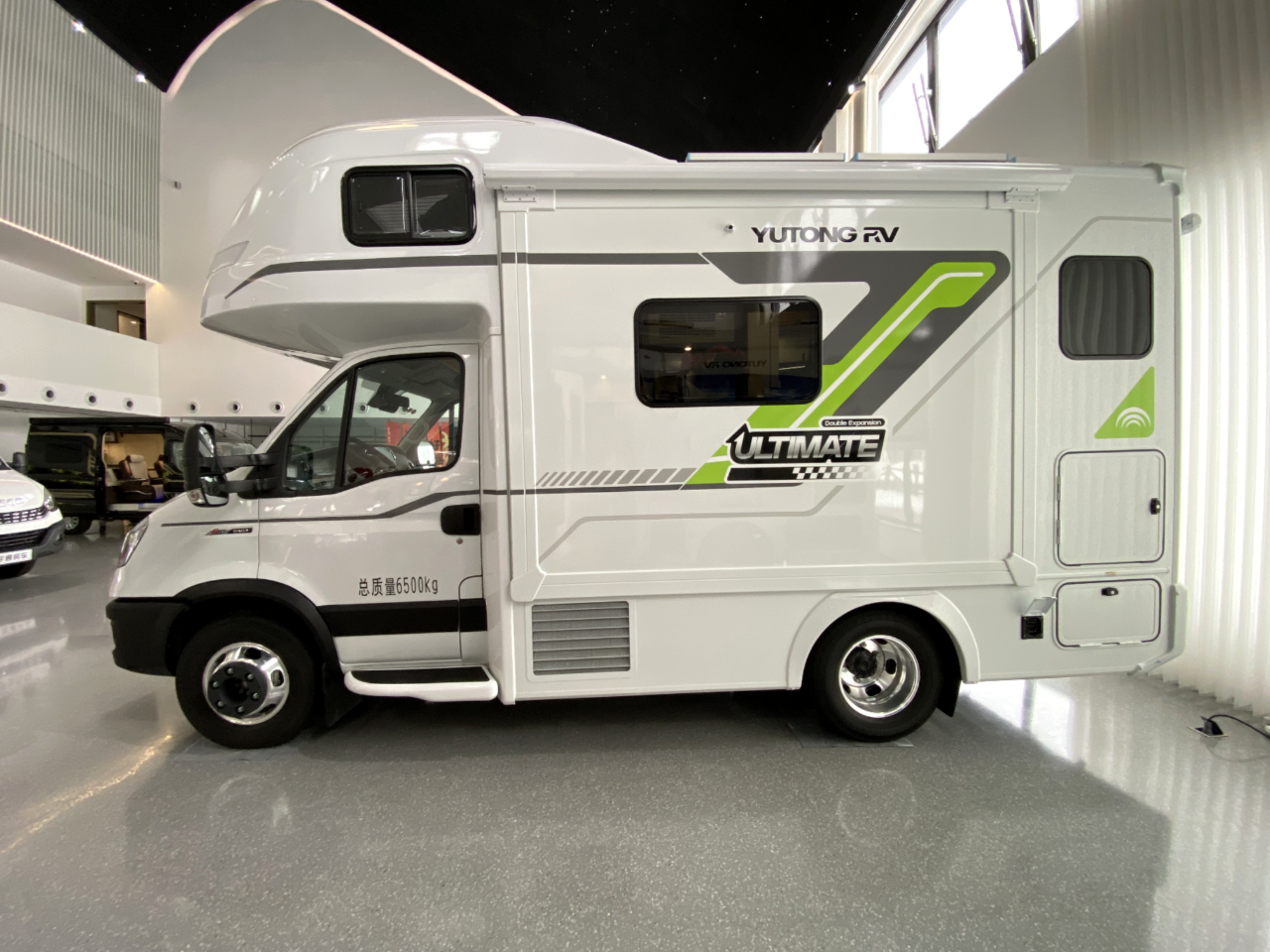 宇通房車C535暢享版雙拓展