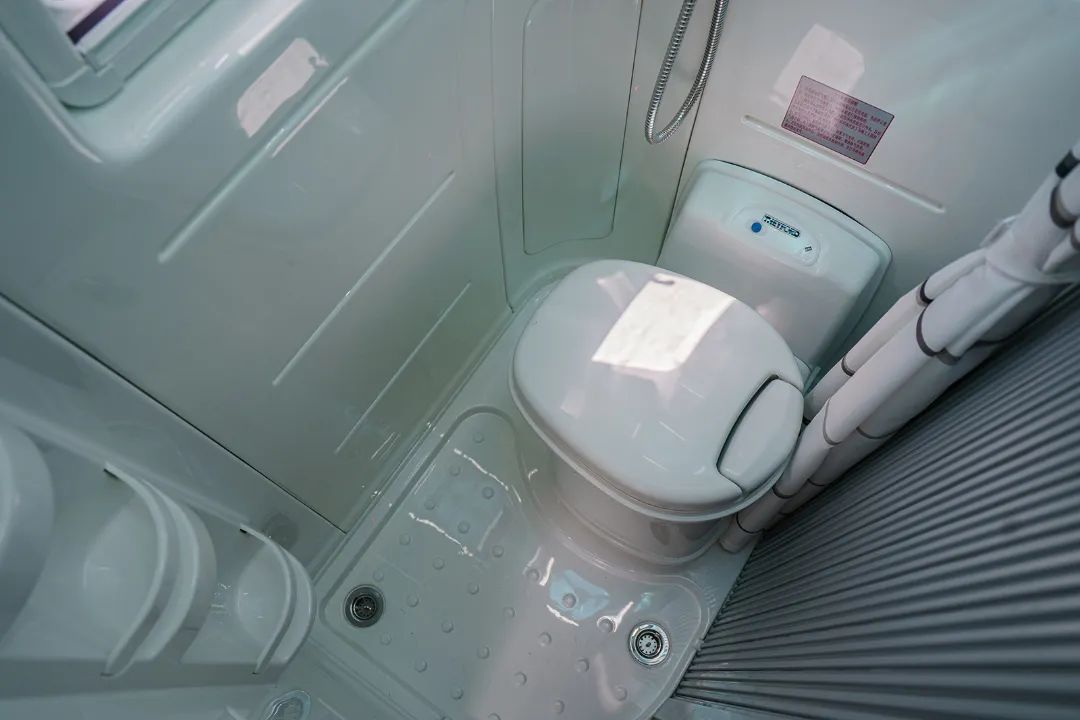宇通B530房車，為您的房車生活翻開新篇章