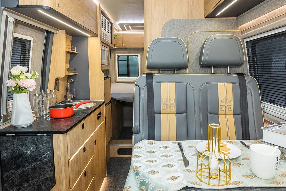 全新一代B530房車，帶你置身自然，悅享生活熱愛