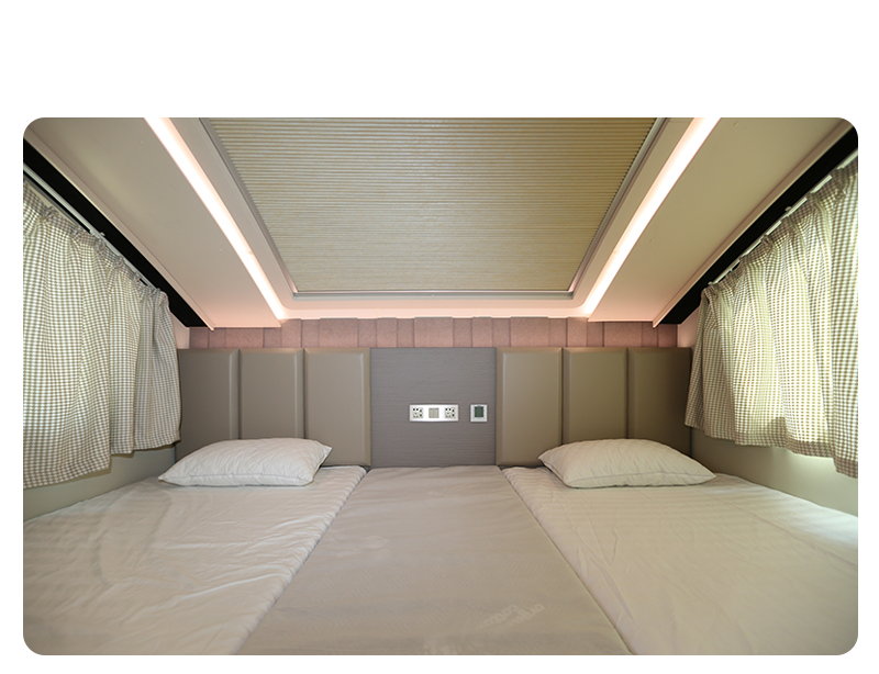 享受月下草蟲鳴的山野閑趣——宇通T536雙頭星空拖掛房車
