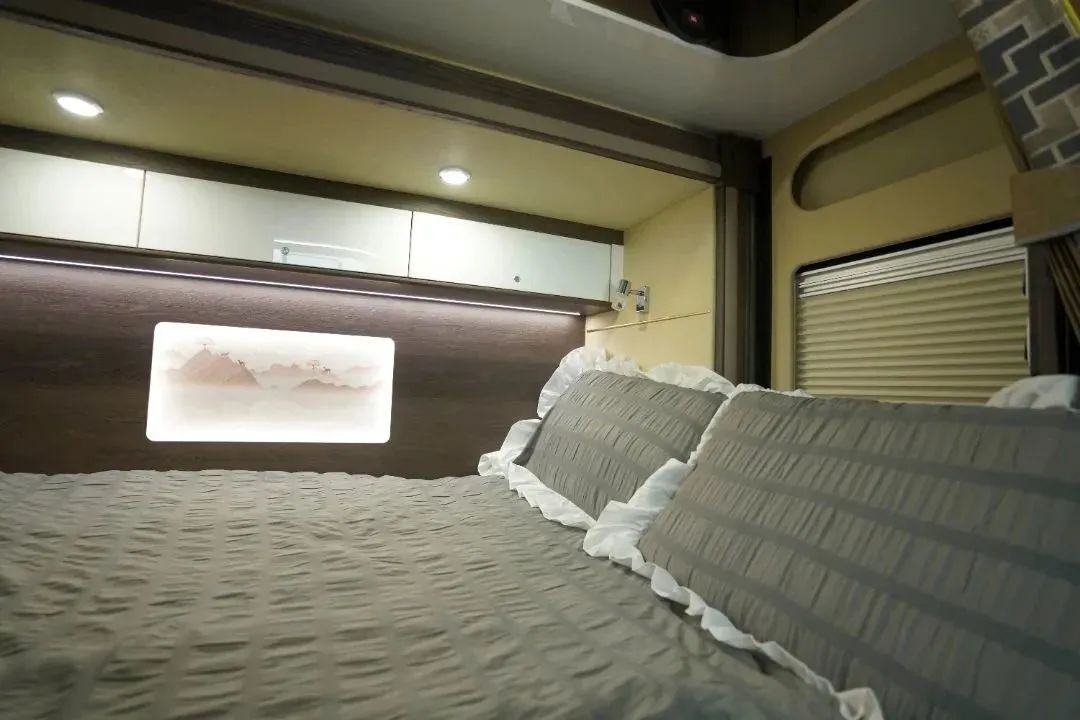 征程由我，肆意飛揚(yáng)，雍和旗艦版房車