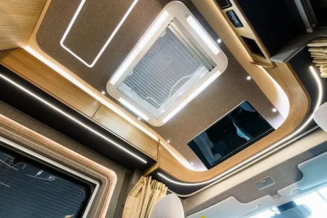 4.13洛陽(yáng)房車展：宇通B530橫置床版，高品質(zhì)，邀你在山海間相見(jiàn)！