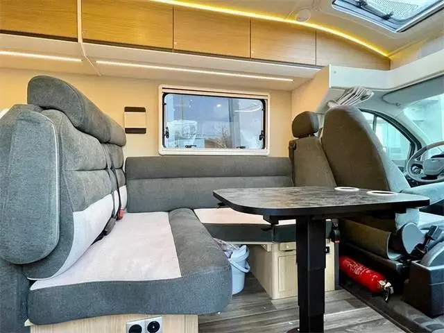 4.13洛陽房車展：宇通C520房車，小額頭大空間，體驗高品質旅居！