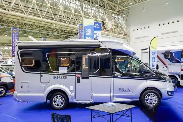 宇通C520探界——打破空間界限 商旅兼顧皆宜
