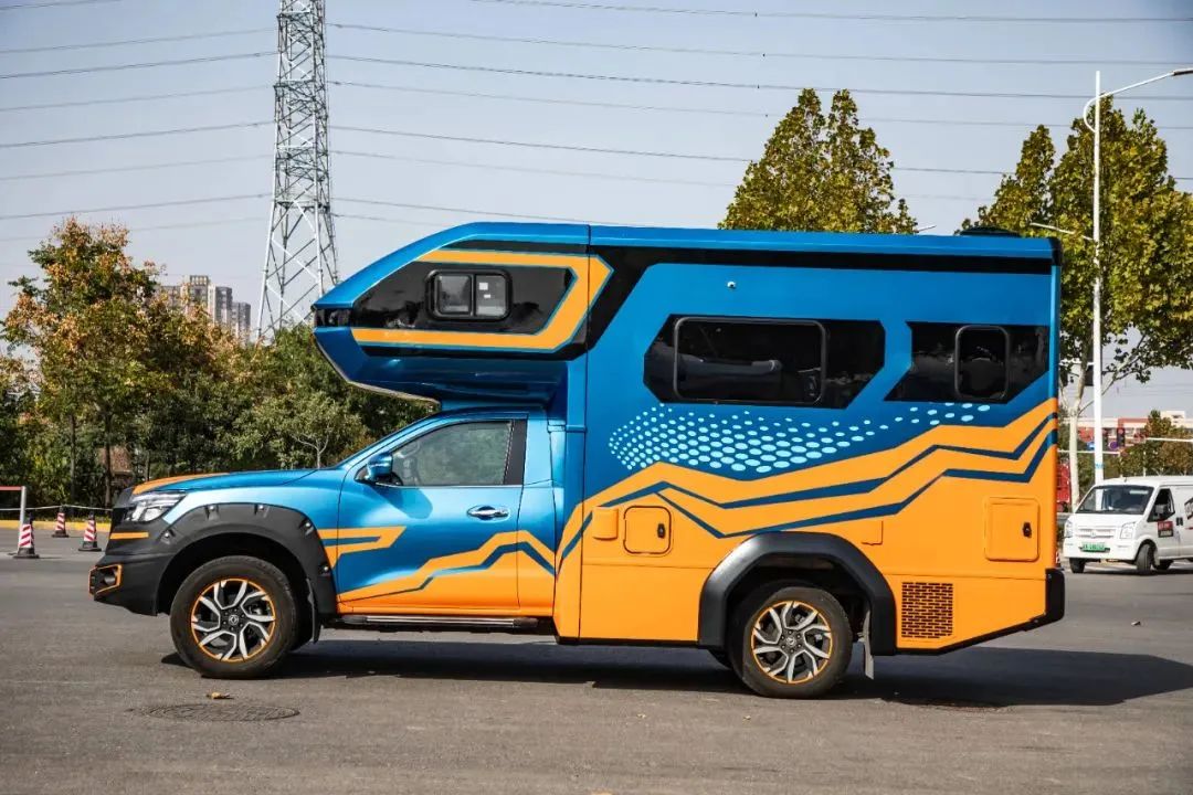 宇通皮卡房車——高顏值、越野性能強(qiáng)，一起闖蕩廣袤天地