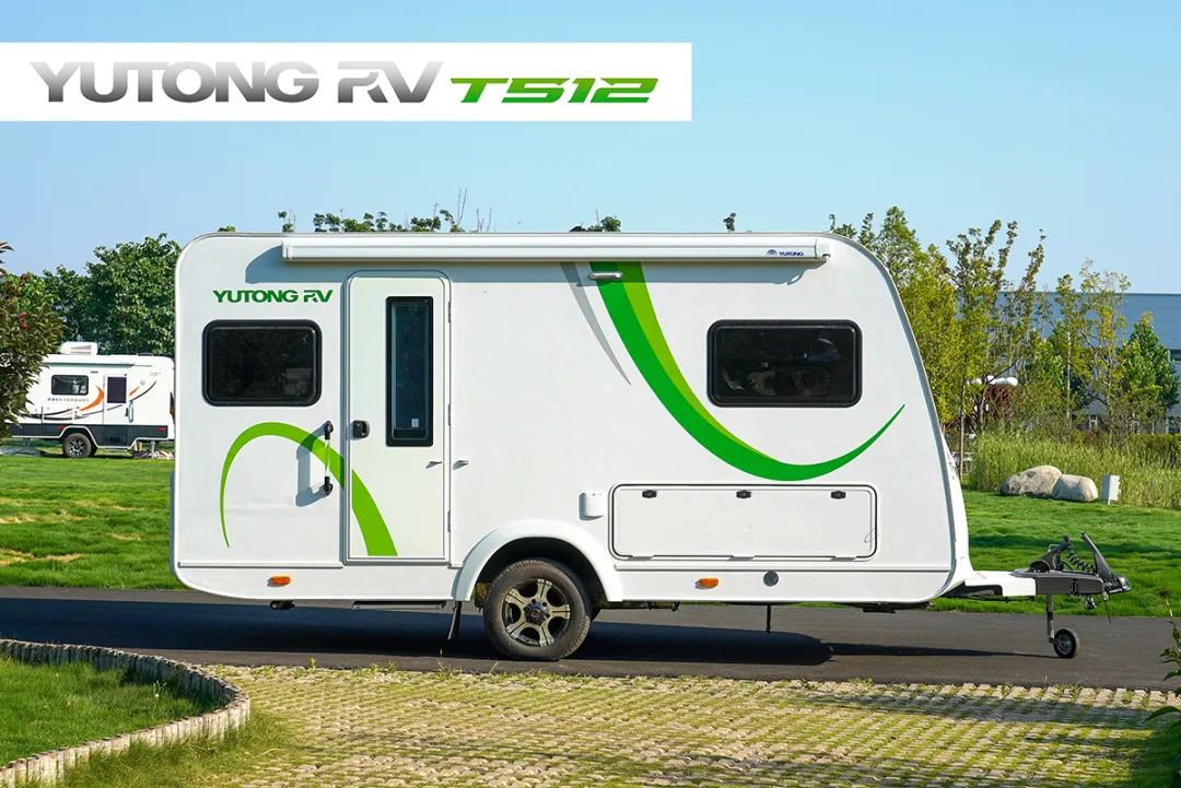 宇通T512拖掛房車縱置床/雙單床布局——理想生活、超大存儲裝得下