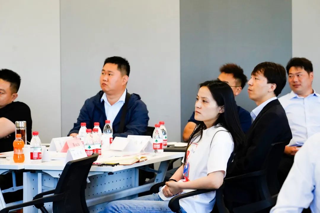 攜手共贏！宇通房車《頂級銷售實戰(zhàn)訓(xùn)練營》助力行業(yè)高質(zhì)量發(fā)展