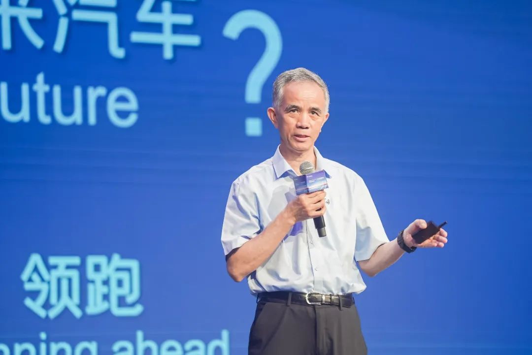 睿控E平臺(tái)重磅發(fā)布，宇通以科技賦能未來純電房車高質(zhì)量發(fā)展！